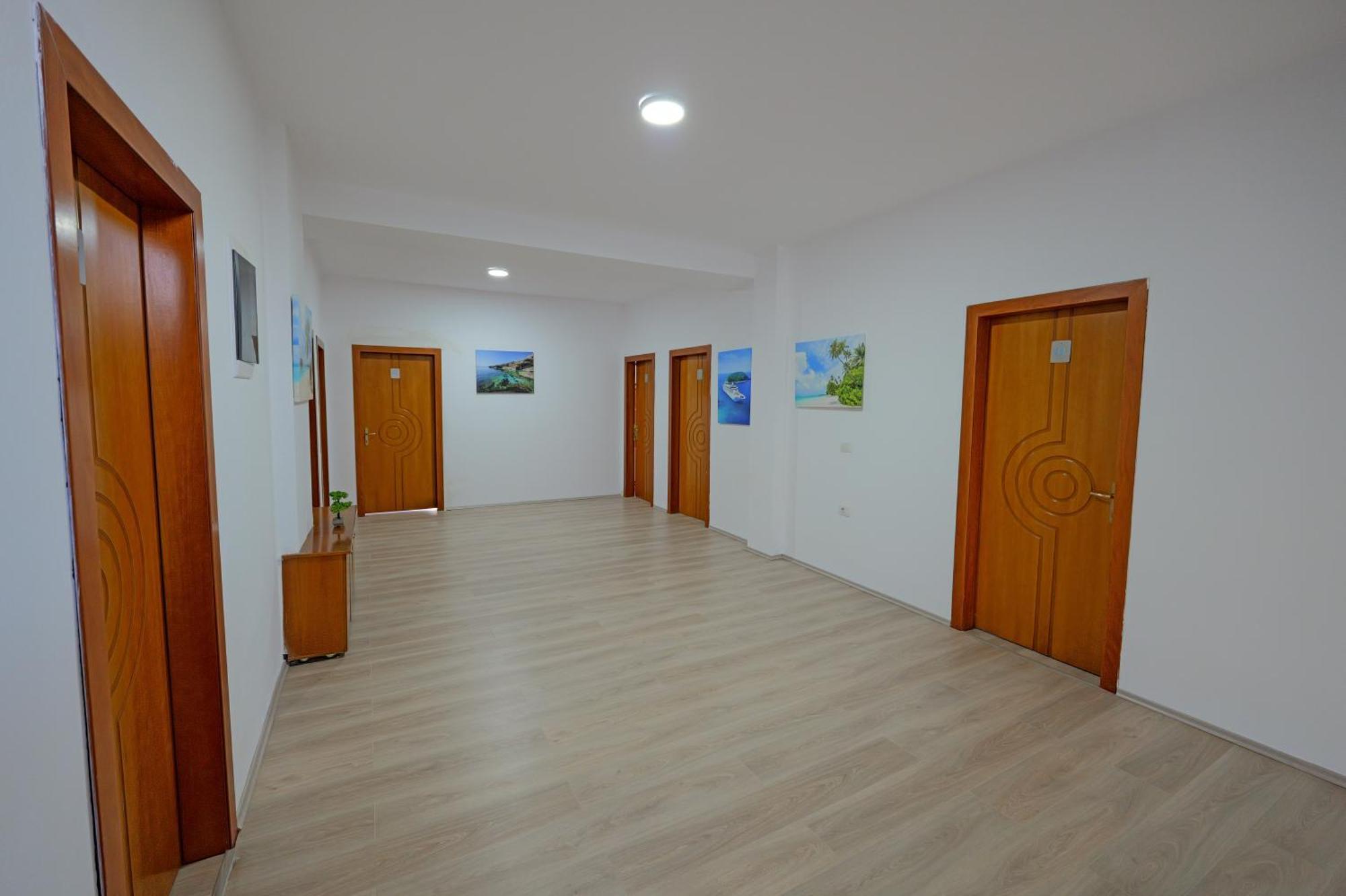 Hotel Holiday Saranda Dış mekan fotoğraf