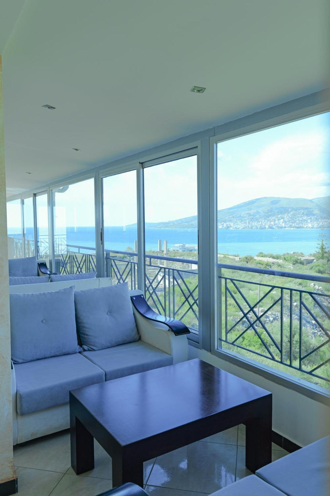 Hotel Holiday Saranda Dış mekan fotoğraf