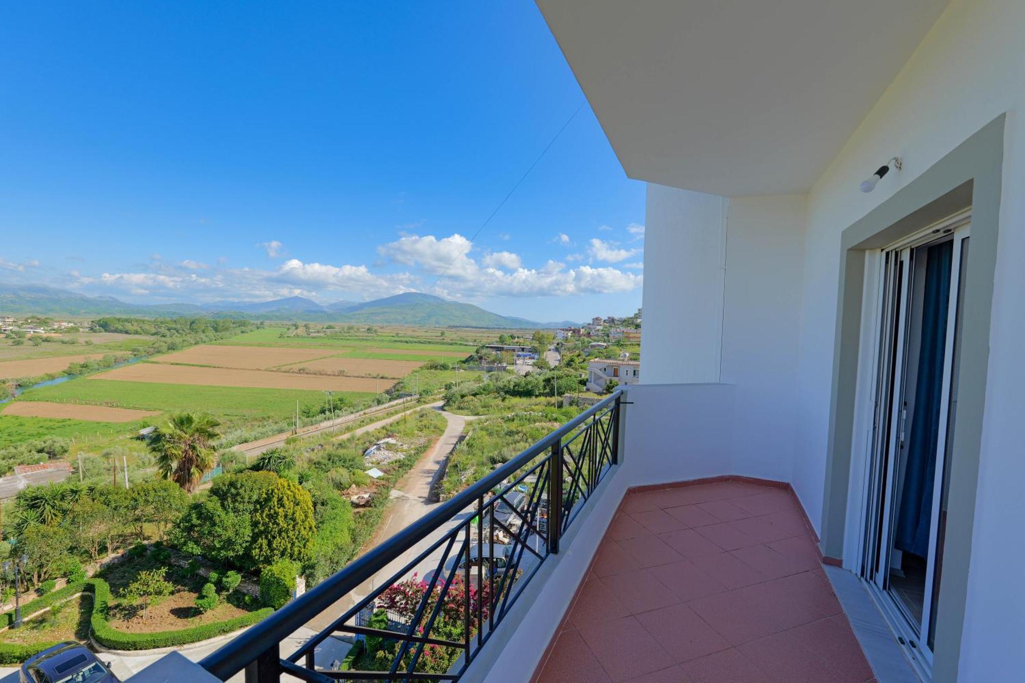Hotel Holiday Saranda Dış mekan fotoğraf