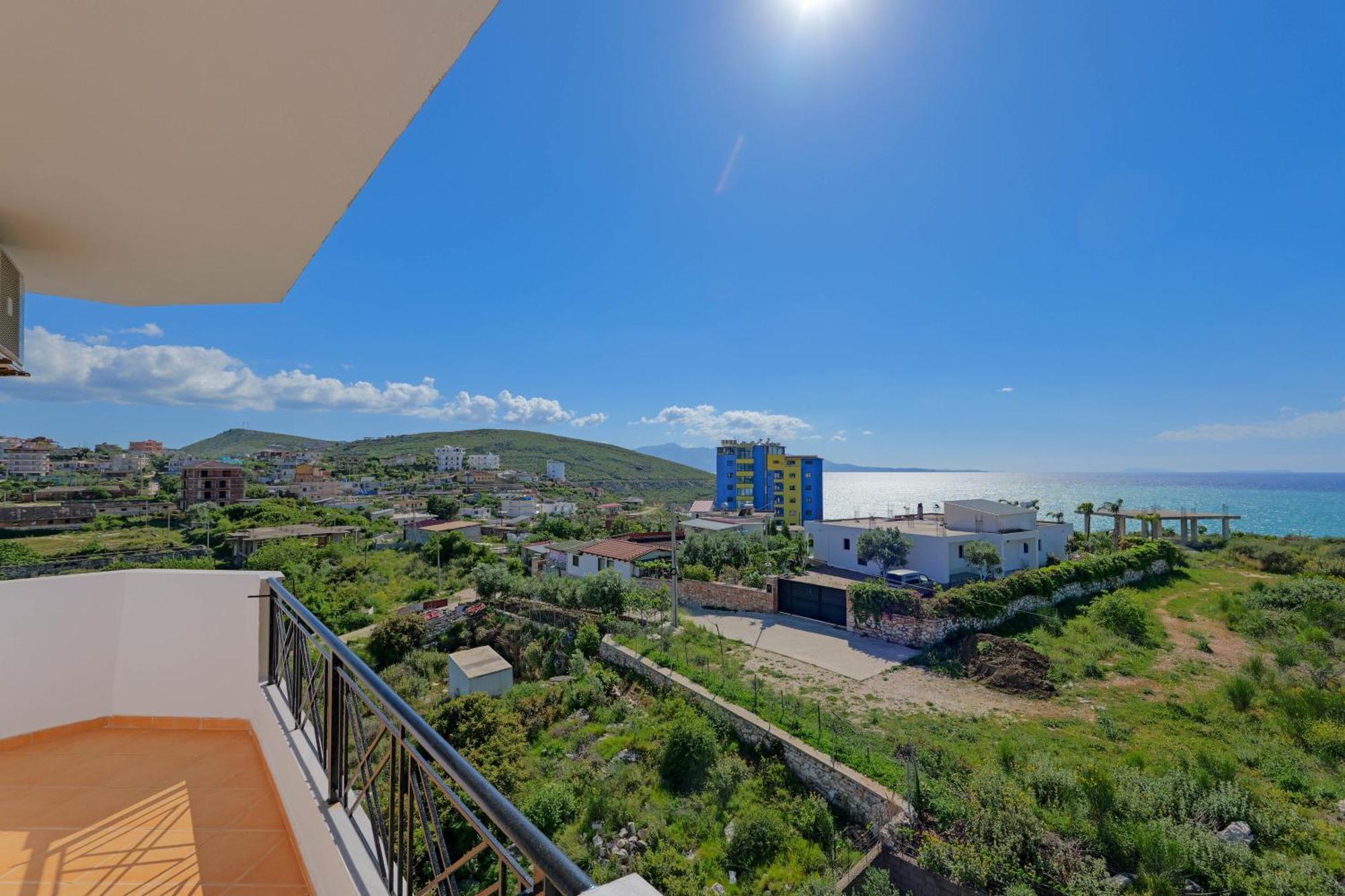 Hotel Holiday Saranda Dış mekan fotoğraf